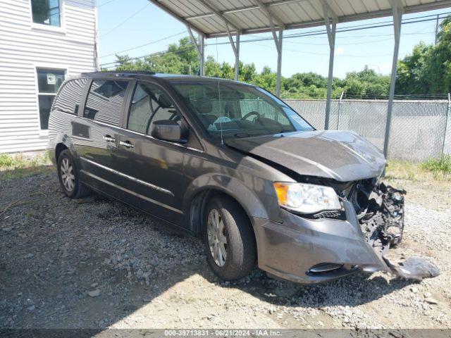  Salvage Chrysler Town & Country