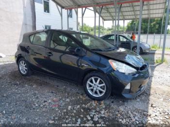  Salvage Toyota Prius c