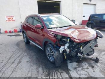  Salvage Hyundai TUCSON