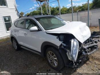  Salvage Hyundai TUCSON