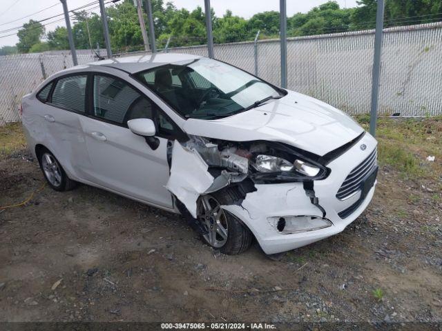  Salvage Ford Fiesta