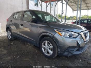  Salvage Nissan Kicks