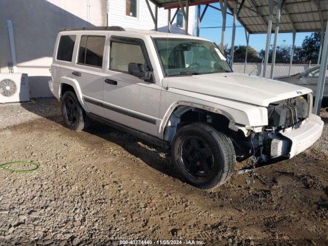  Salvage Jeep Commander