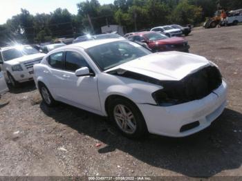  Salvage Dodge Avenger