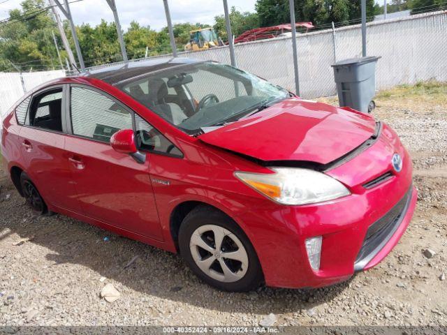  Salvage Toyota Prius