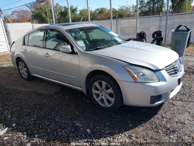  Salvage Nissan Maxima