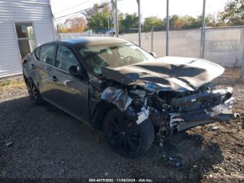  Salvage Nissan Altima