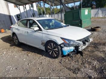  Salvage Nissan Altima