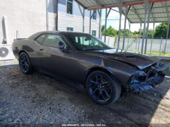  Salvage Dodge Challenger