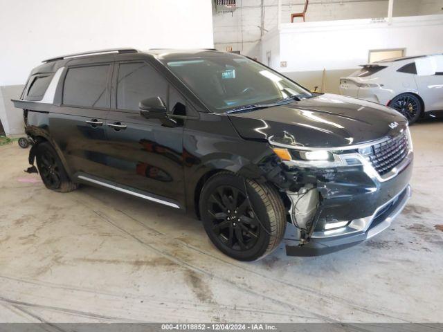  Salvage Kia Carnival