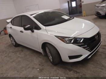  Salvage Nissan Versa