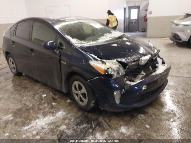  Salvage Toyota Prius