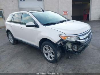  Salvage Ford Edge