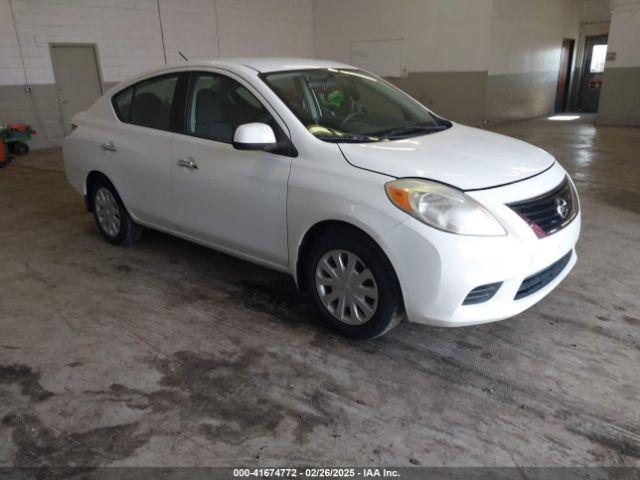  Salvage Nissan Versa