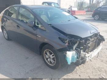  Salvage Toyota Prius
