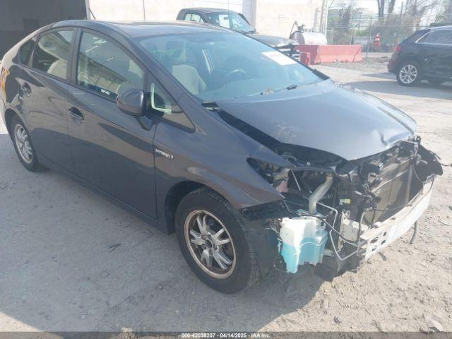  Salvage Toyota Prius