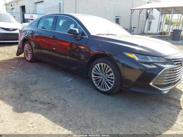  Salvage Toyota Avalon