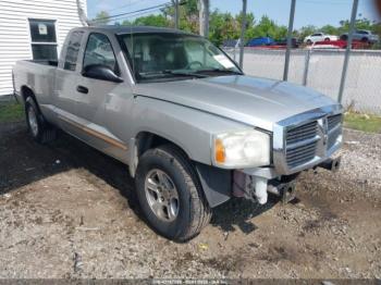 Salvage Dodge Dakota