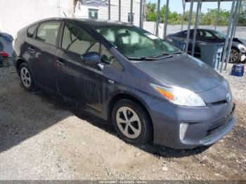  Salvage Toyota Prius
