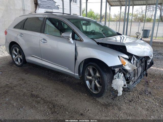  Salvage Toyota Venza