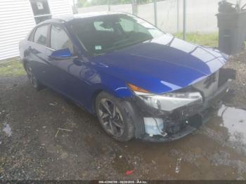 Salvage Hyundai ELANTRA