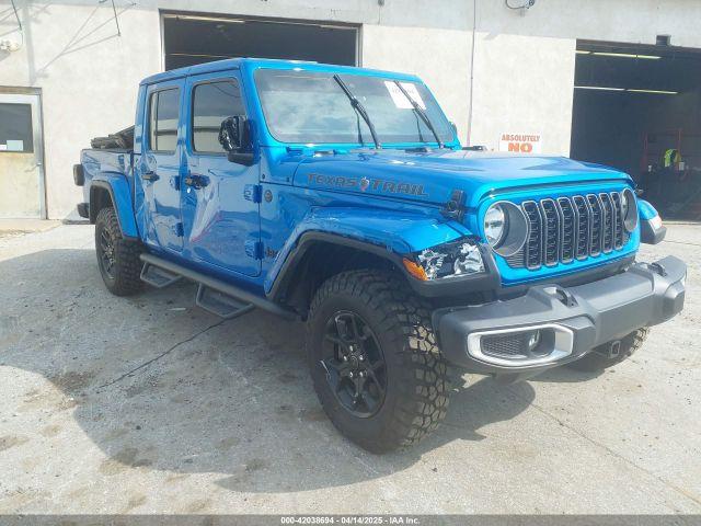  Salvage Jeep Gladiator