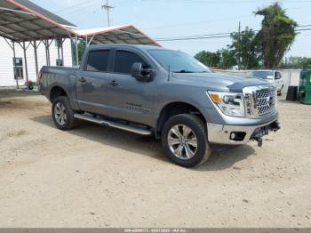  Salvage Nissan Titan