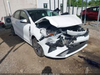  Salvage Kia Forte