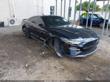  Salvage Ford Mustang