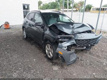  Salvage Hyundai KONA