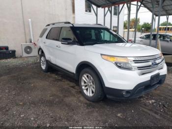  Salvage Ford Explorer