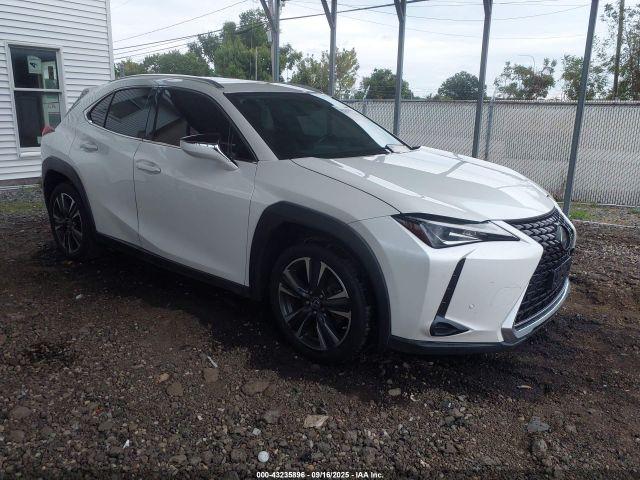  Salvage Lexus Ux