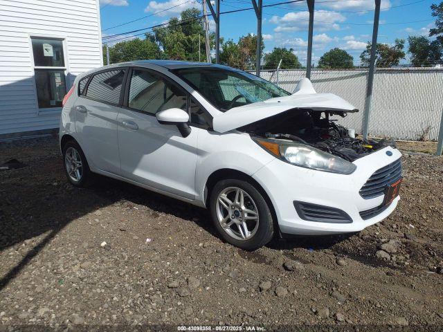  Salvage Ford Fiesta