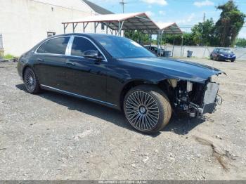  Salvage Mercedes-Benz Maybach