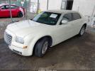 Chrysler 300 Touring Image 2