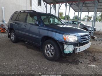  Salvage Toyota Highlander