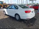 Volkswagen Jetta 2.0l S Image 2