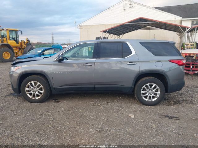 Chevrolet Traverse Ls Image 6