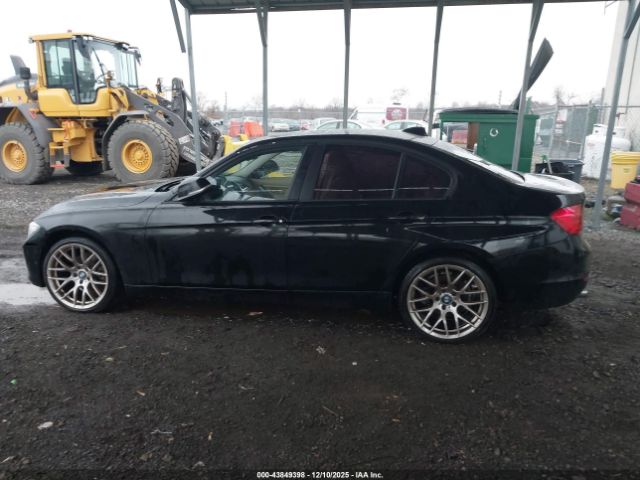 BMW 3 Series Xdrive Image 14