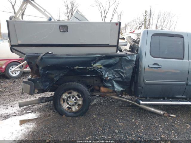 Chevrolet Silverado 2500 Ltz Image 6