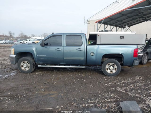 Chevrolet Silverado 2500 Ltz Image 10