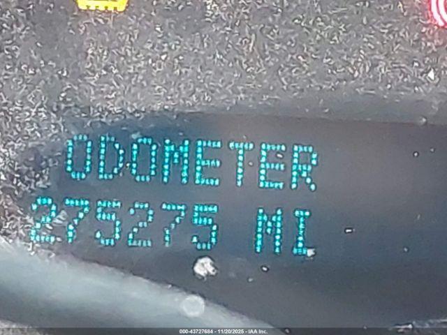 Chevrolet Silverado 2500 Ltz Image 12