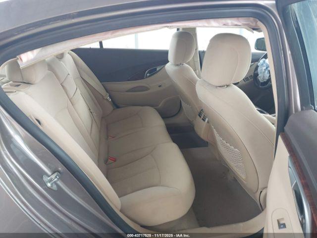 Buick LaCrosse Cx Image 5