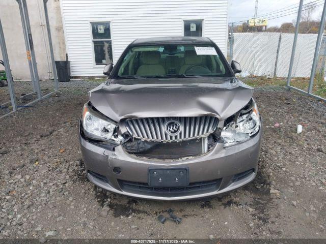 Buick LaCrosse Cx Image 7