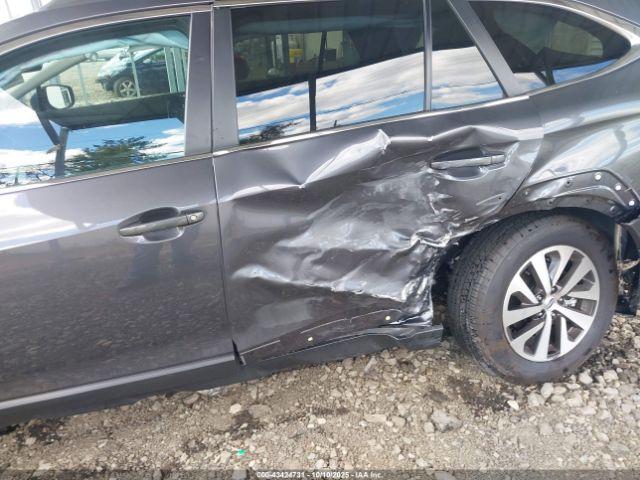 Subaru Outback Premium Image 16