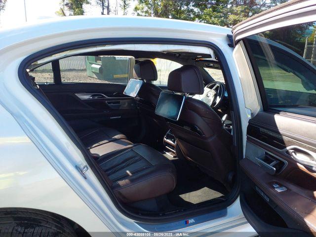 BMW Alpina B7 Xdrive Image 8