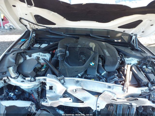 BMW Alpina B7 Xdrive Image 11