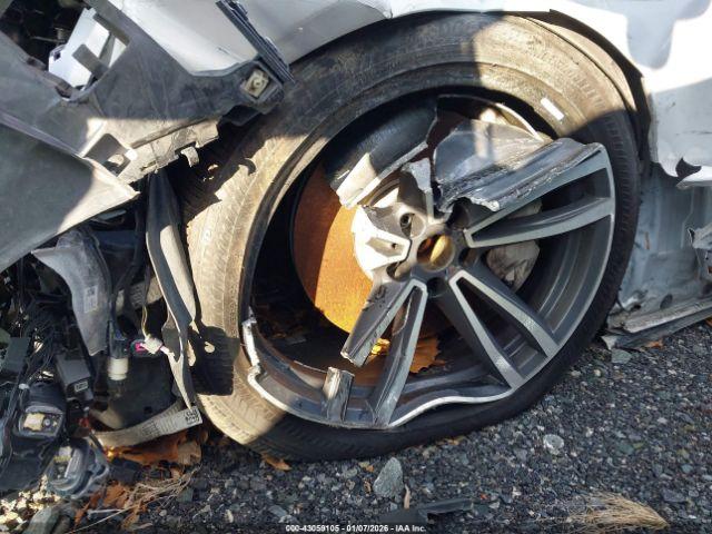 BMW Alpina B7 Xdrive Image 4