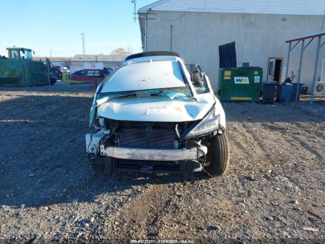 Nissan Murano Sv Intelligent Awd Image 14