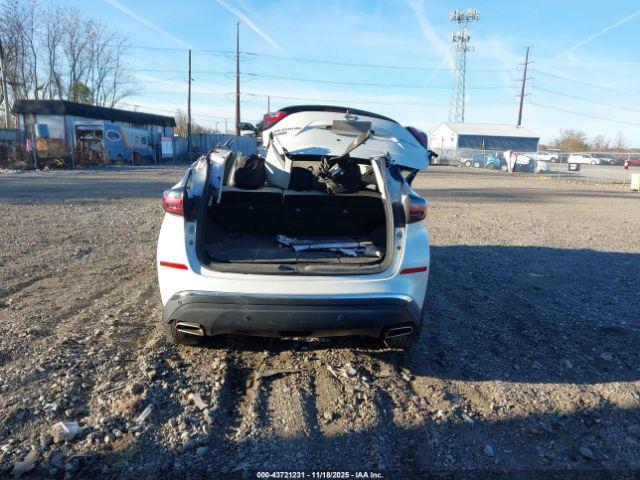 Nissan Murano Sv Intelligent Awd Image 16